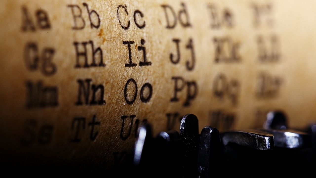 How to Find Fonts That Work in Every Browser |  Web Safe Fonts Explained preview image